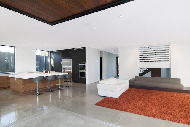 Modern project photo 12