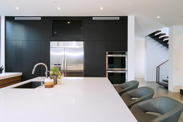 Modern project photo 13