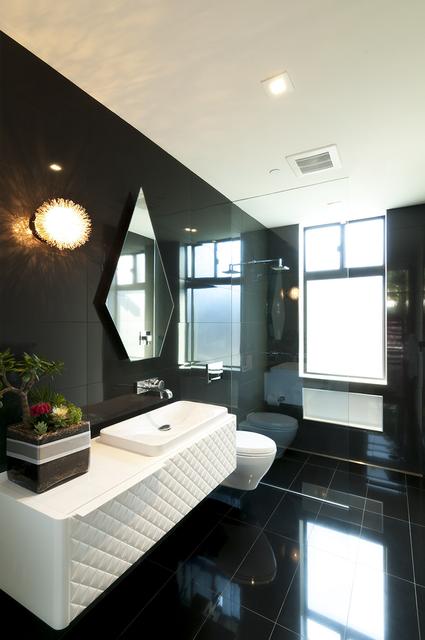 Modern project photo 16